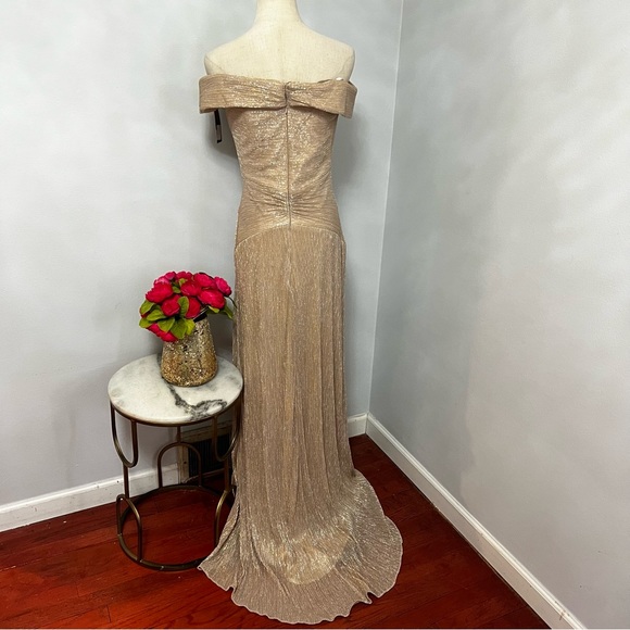 XSCAPE Gold Off Shoulder Short Sleeve Cascading Ruffle Full-Length Formal Gown - Picture 10 of 13